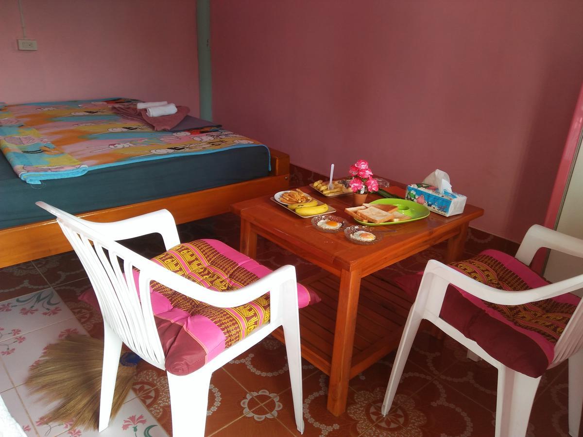 Lanta Danai Guesthouse Ko Lanta Екстериор снимка